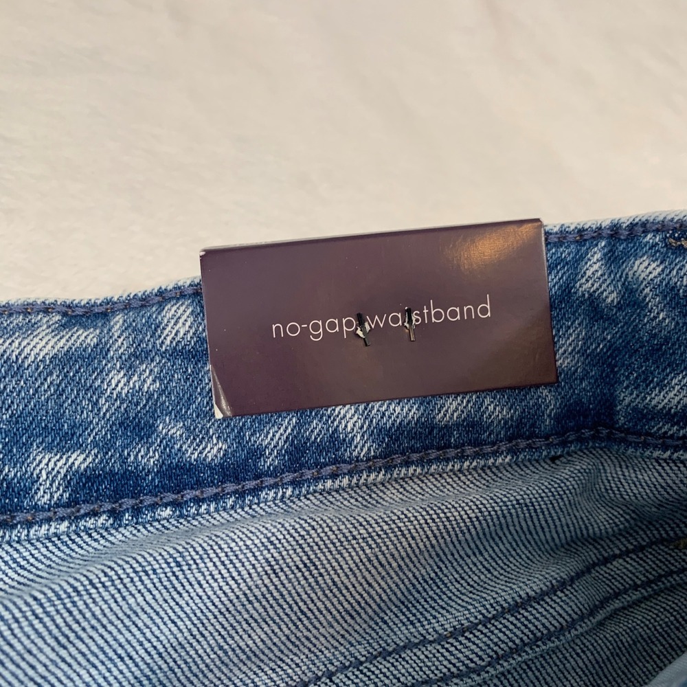 NEW AVA & VIV Acid Wash Denim High Rise Relaxed Bermuda‎ Short Size 24 - Picture 6 of 12